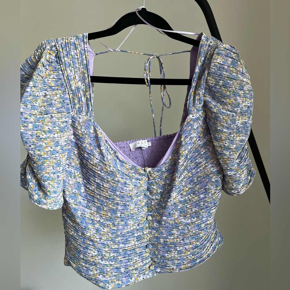 NWT - Astr Puff Sleeve Top - Picture 3 of 5